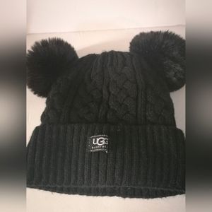 Pom pom Ugg Knit Hat, girls